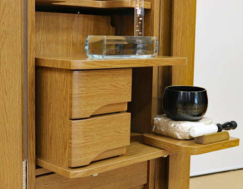 Soka Gakkai Furniture-style Buddhist Altar "Collect" Manually-operated cabinet door Available in 2 colors